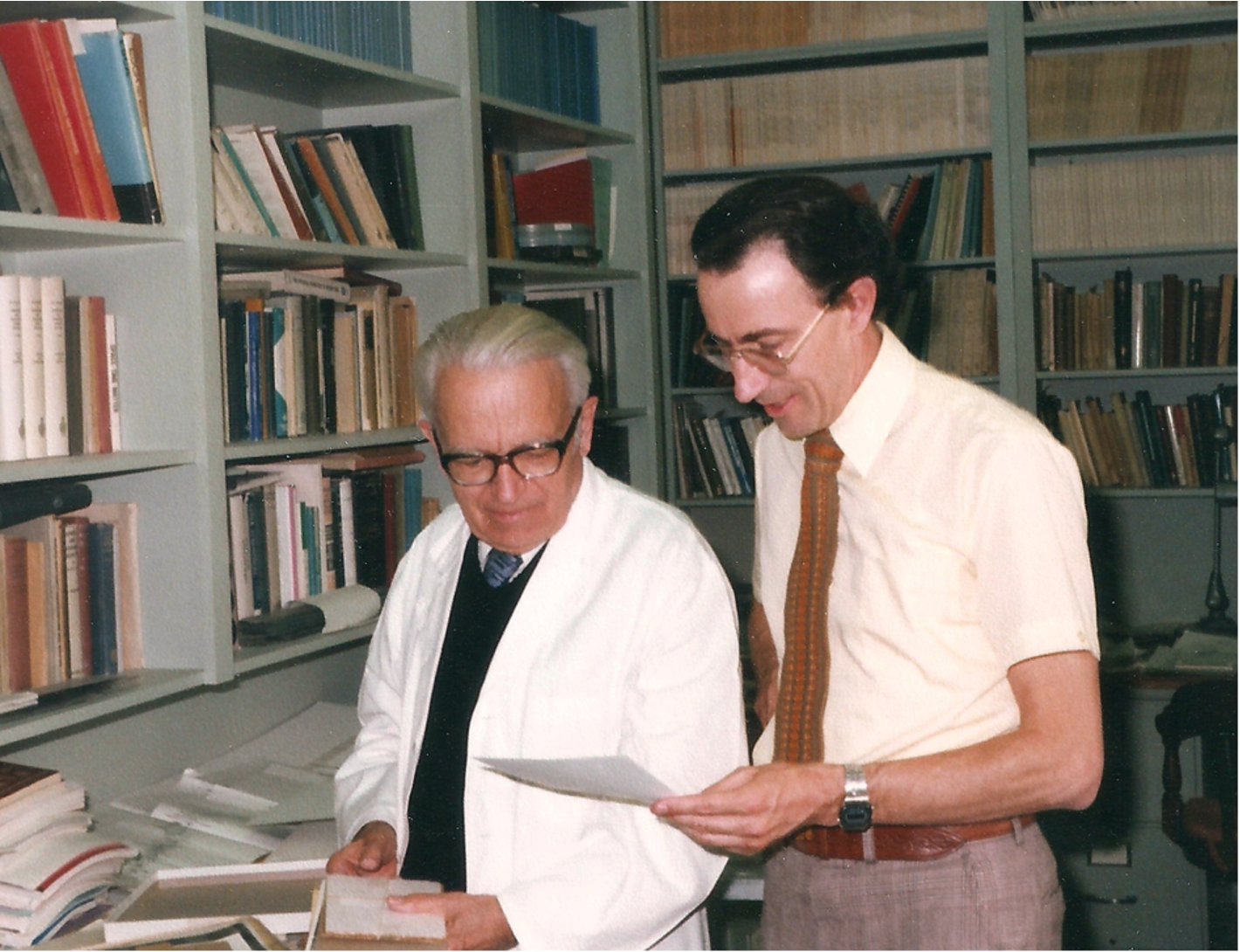 Photograph of Henry Mantsch (on the right) with the Nobel Laureate Gerhard Herzberg at the NRC in Ottawa (photograph kindly provided by Henry Mantsch).