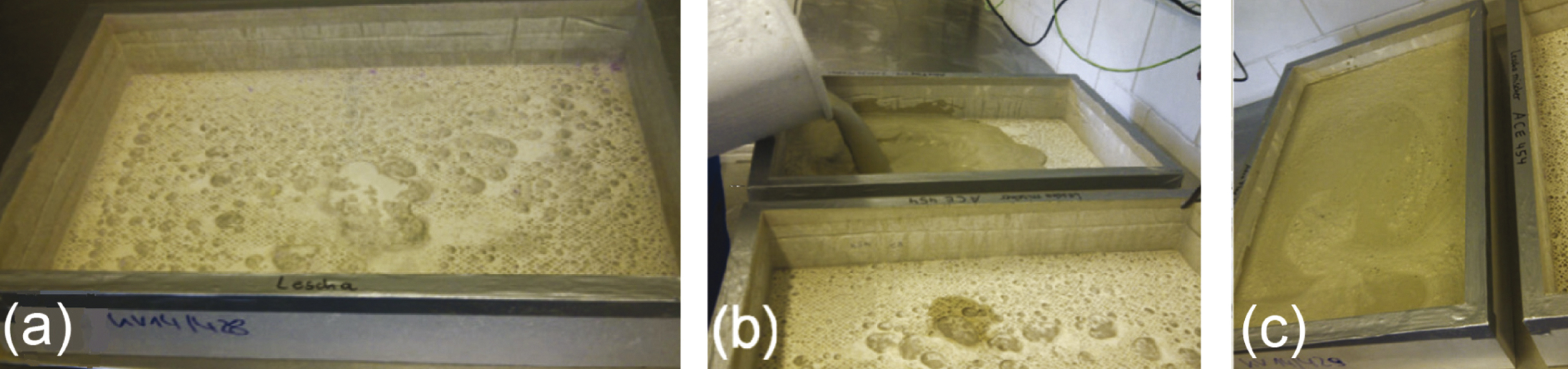 Manufacturing of UHPC-AAC small-scale samples. (a) Empty UHPC box with highly porous internal surface. (b) Cast of AAC slurry. (c) Swelling process of the AAC slurry driven by the aluminum reaction.